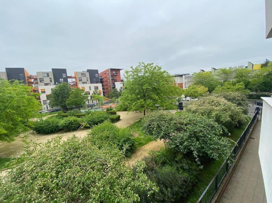T3, Stade De France, Paris Et Parking Saint-Denis  Exterior foto